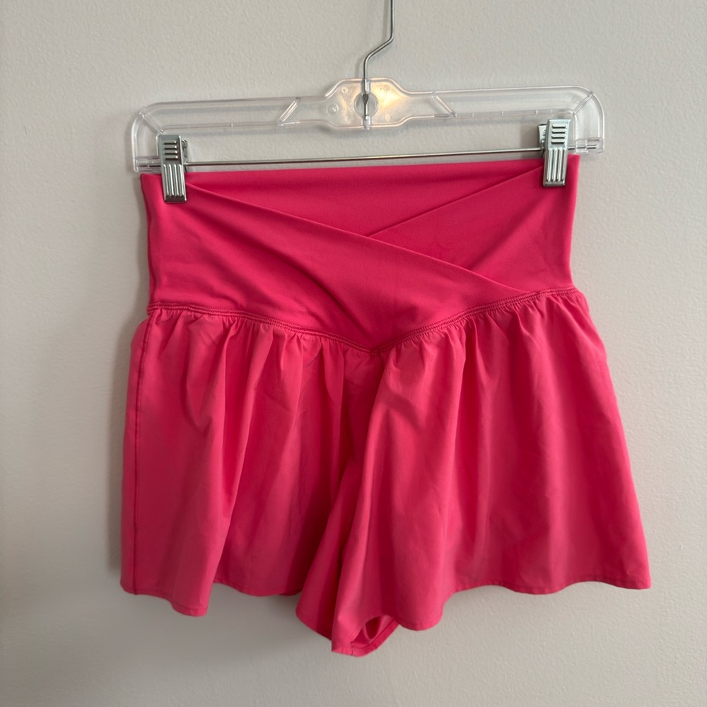 Aerie Pink Athletic Shorts High-Waisted Flowy Design